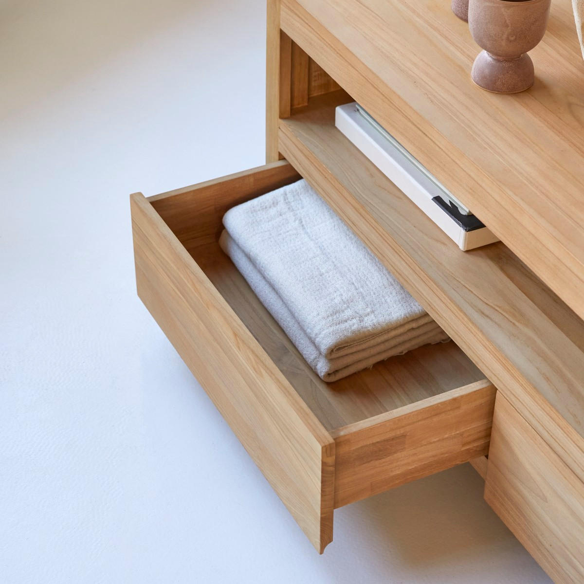 TV-SCHRANK Anoa Natur aus Teak - Naturfarben, Holz (140/55/45cm) - Tikamoon