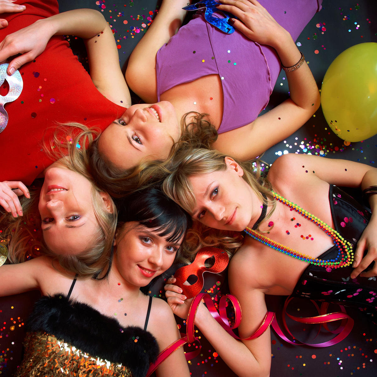 12XPERLOVÉ retiazky - viacfarebná, plast (1/49/0.5cm) - Relaxdays