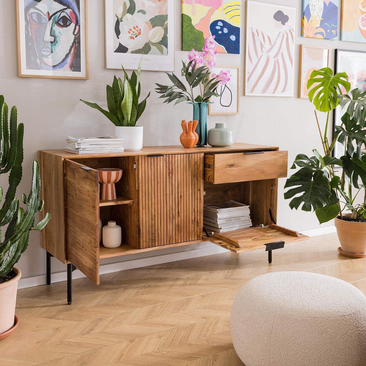 SIDEBOARD - Akazie massiv / Schwarz - Schwarz/Akaziefarben, Holz (155/82/42cm) - home24