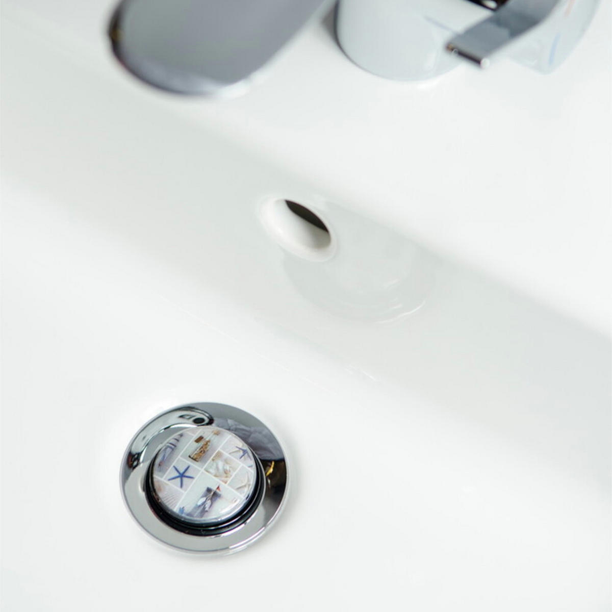 WASCHBECKENSTÖPSEL Meeresbrise - Blau, Kunststoff/Metall (4/7/7cm) - Sanilo