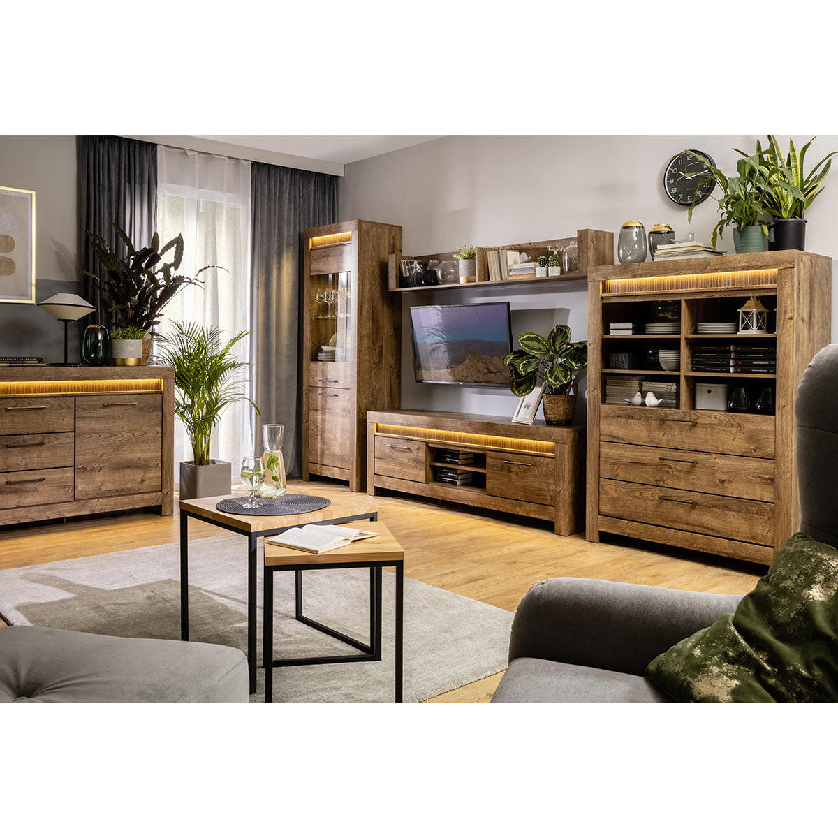 TV-MÖBEL Amaury Holz - Braun, Holzwerkstoff (180/60/45cm) - Petits-meubles