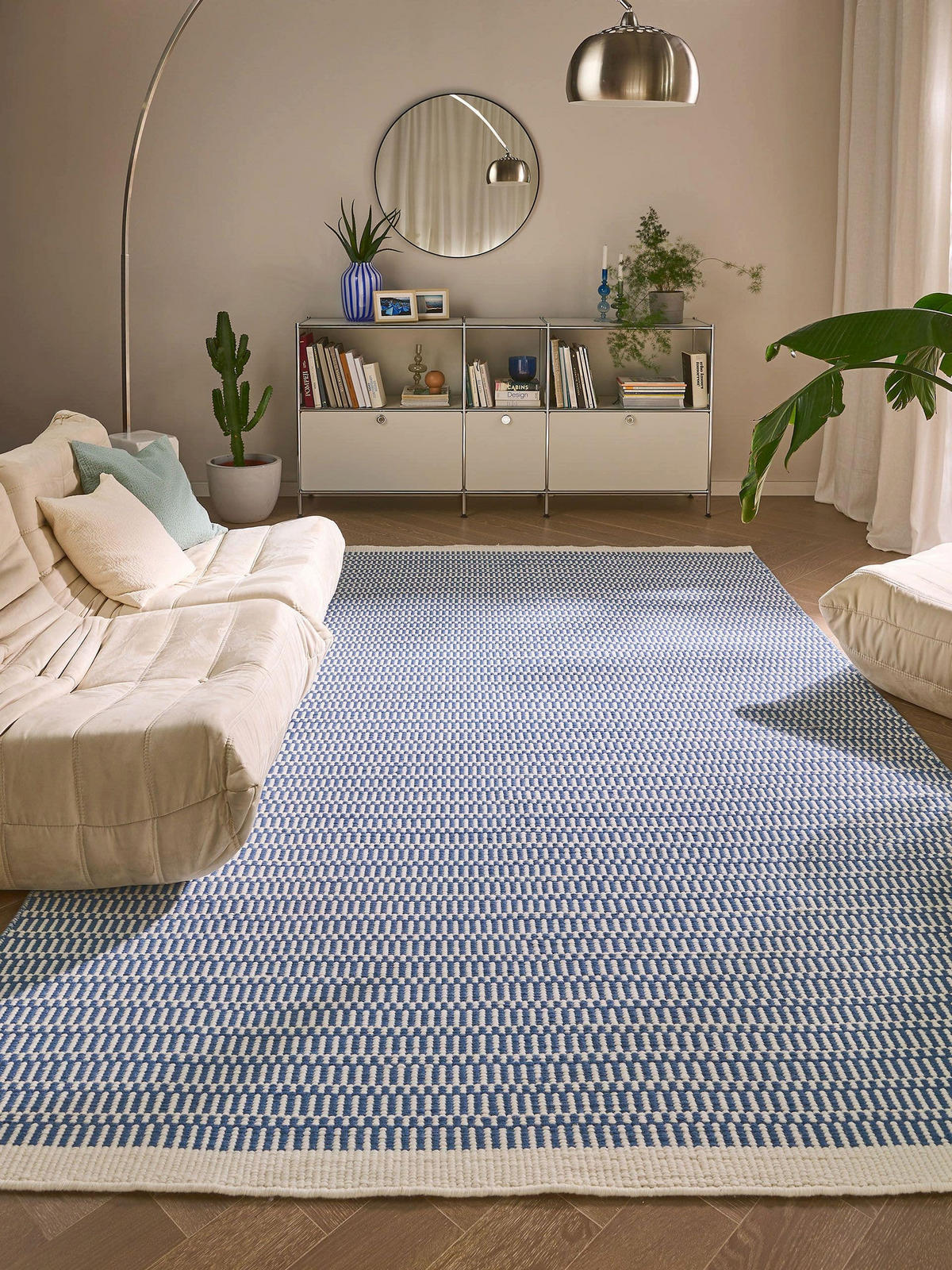 WOLLTEPPICH Laura handgewebt 250/350 cm - Blau, Naturmaterialien/Textil (250/350cm) - benuta Pure