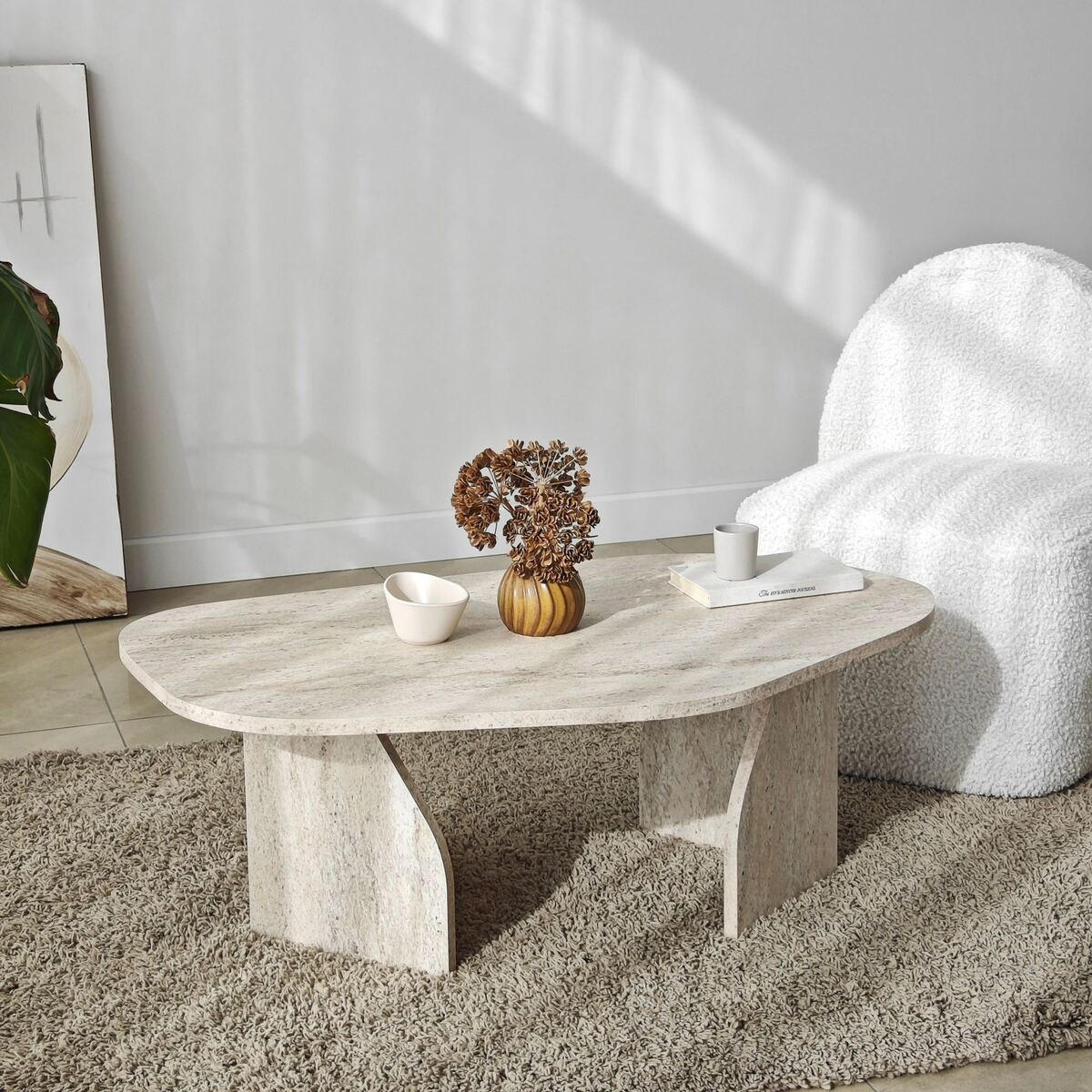 COUCHTISCH mit organisch geformter Tischplatte und breiten Beinen 100/60/35 cm - Beige, Holzwerkstoff (66/60/35cm) - Calicosy