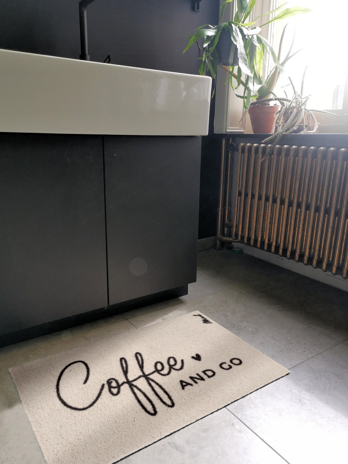 OUTDOOR FUßMATTE "Coffee" mit Spruch "Coffe and go" Beige 50 x 75 cm - Beige/Schwarz, Kunststoff/Textil (50/75cm) - MAD ABOUT MATS