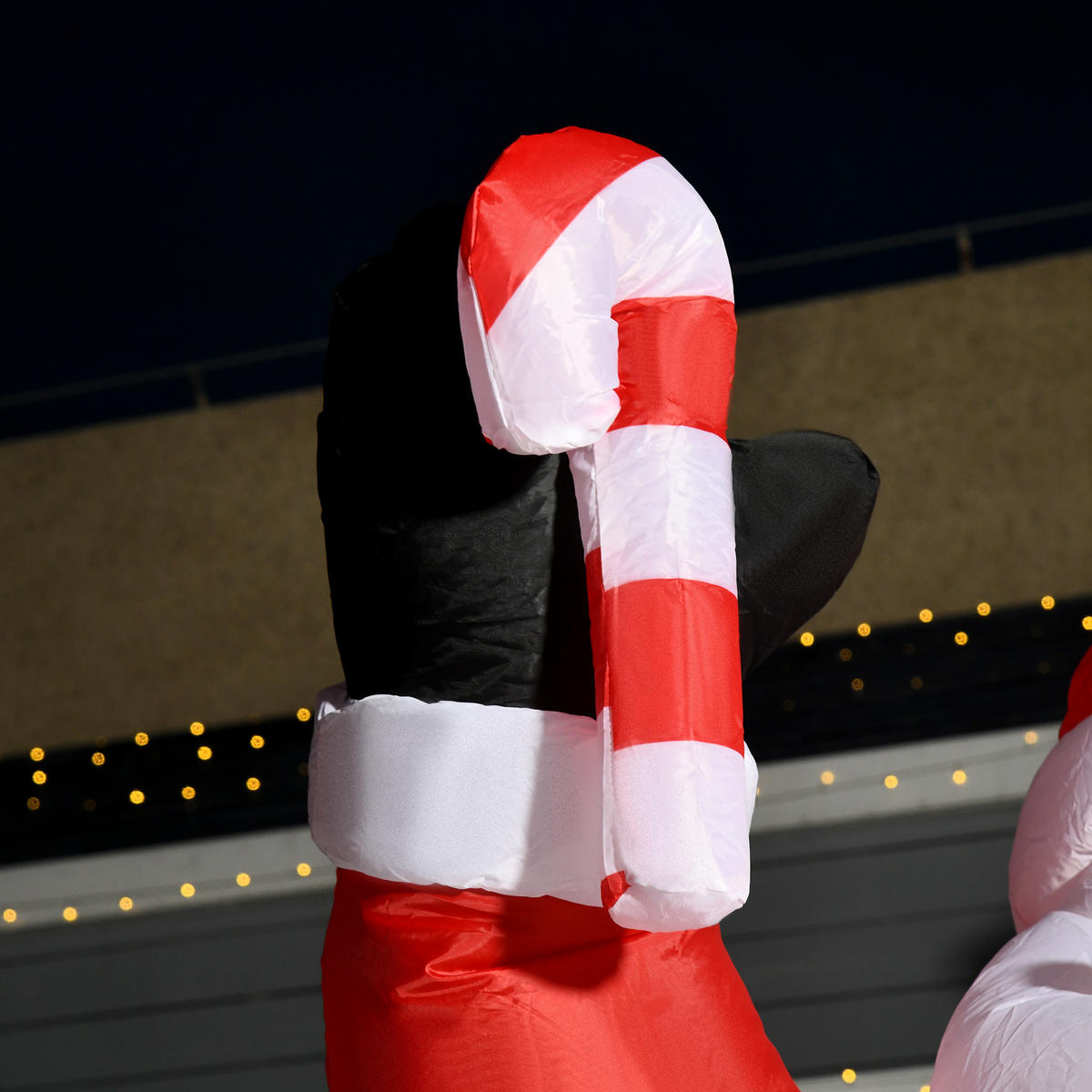 WEIHNACHTSDEKO aufblasbar , 2,4 m Weihnachtsmann mit LED-Beleuchtung Zuckerstange - Rot, Textil (90/240/160cm) - HOMCOM