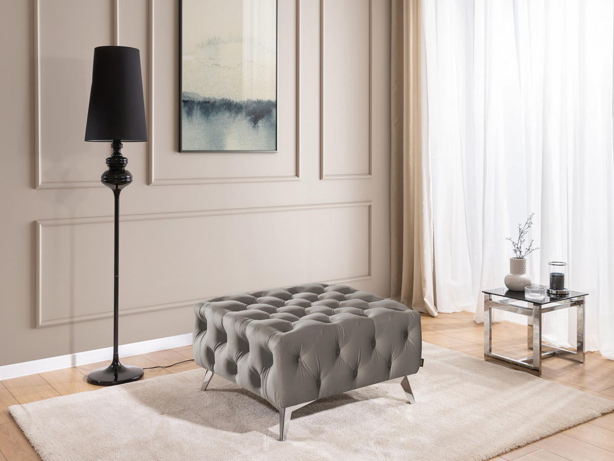 HOCKER Chesterfield Whitby Grau Samt mit silbernen Füßen - Silberfarben/Grau, Holz/Textil (80/45/80cm) - S-Style Möbel
