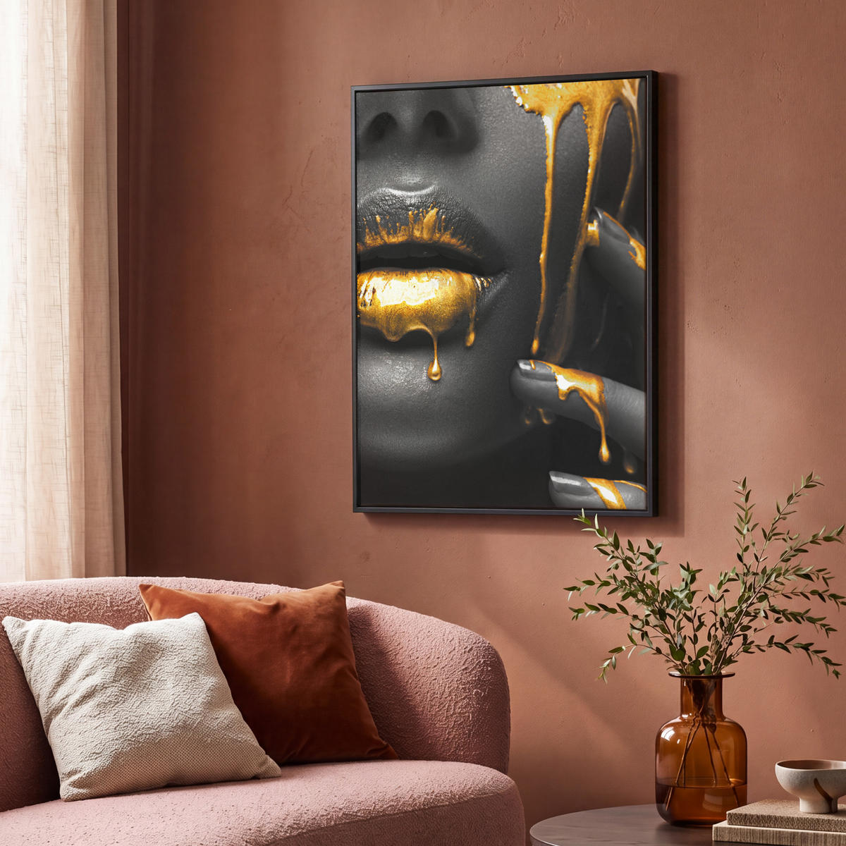 LEINWAND Bilder mit Rahmen - Frau - Schwarz - Gold - Gesicht - Lippen - 70x100 - Goldfarben, Textil (70/100cm) - MuchoWow