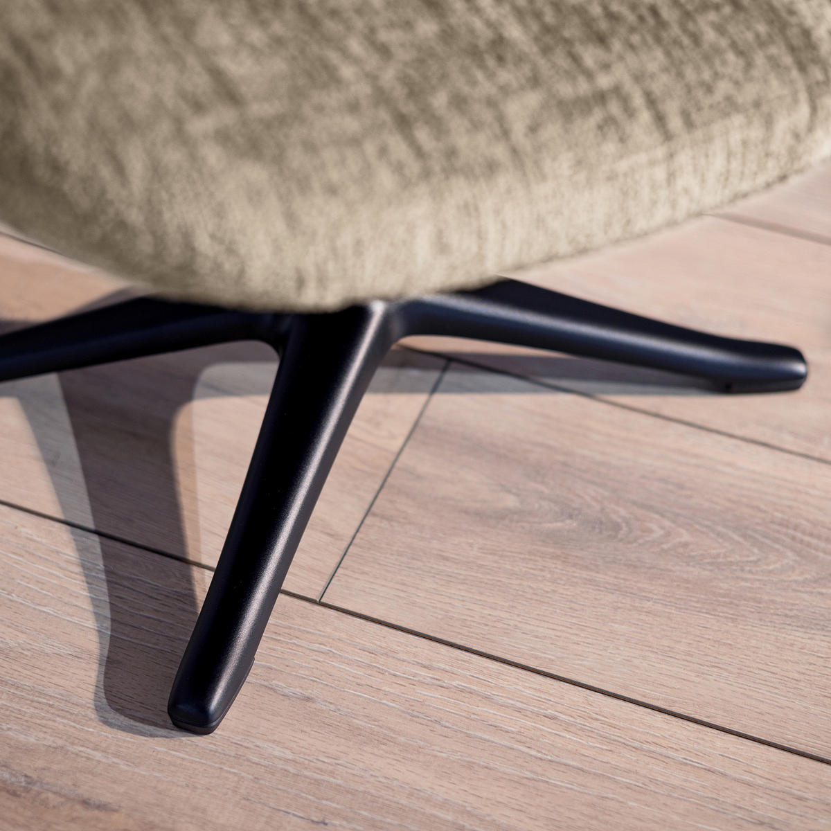 POLSTERHOCKER - Taupe/Schwarz, Textil/Metall (53/37/46cm) - home24