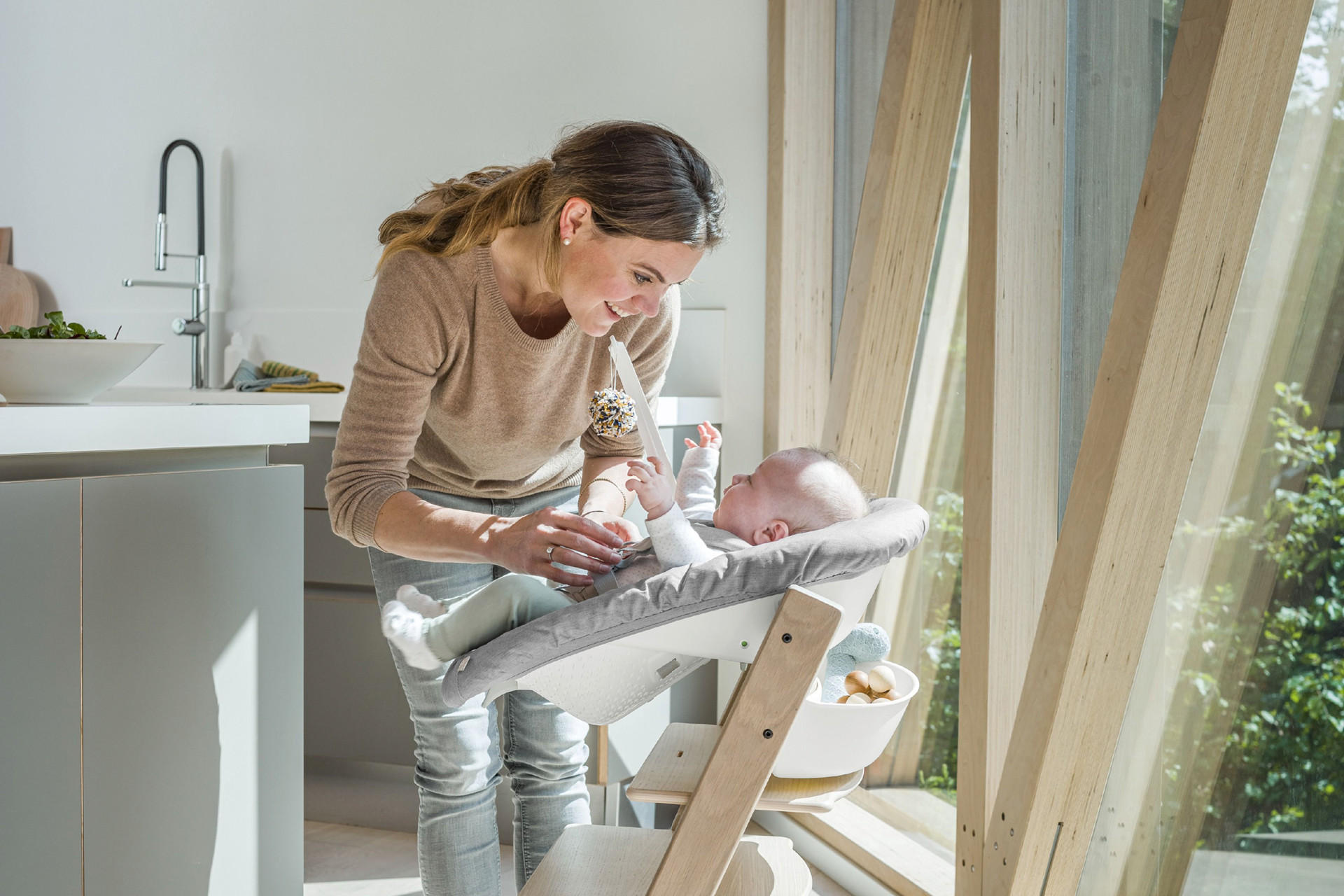 Mama und Baby Hochstuhl Stokke