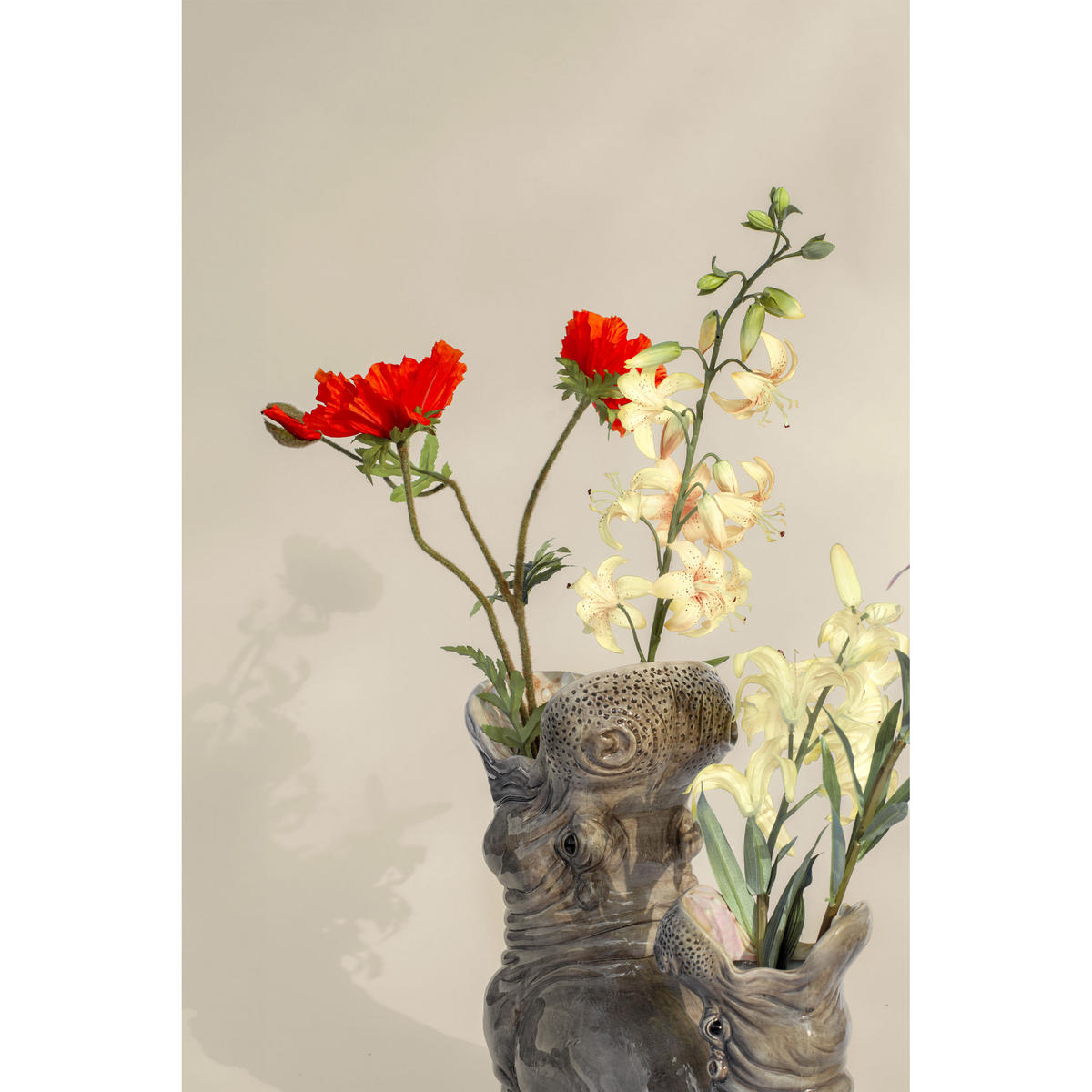 BLUMENVASE Big Hungry Hippos, Dolomit, Grau, 23 x 19 x 42 cm - Grau, Keramik (42cm) - Donkey Products