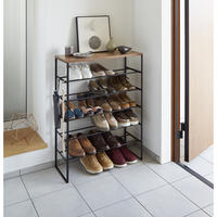 STYLISCHES Schuhregal YAMAZAKI Tower 3370 für 18-21 Paar Schuhe in Schwarz - Schwarz, Metall (66/87/25cm) - Yamazaki