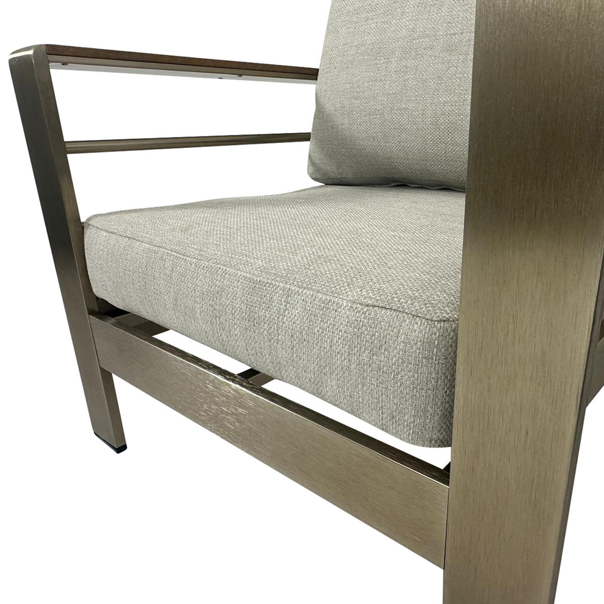 LOUNGE-SET Rochdale - 4-teilig aus gebürstetem Aluminium, Tischplatte und Armlehnen aus Kunstholz naturfarben - Grau, Metall - TPFGarden