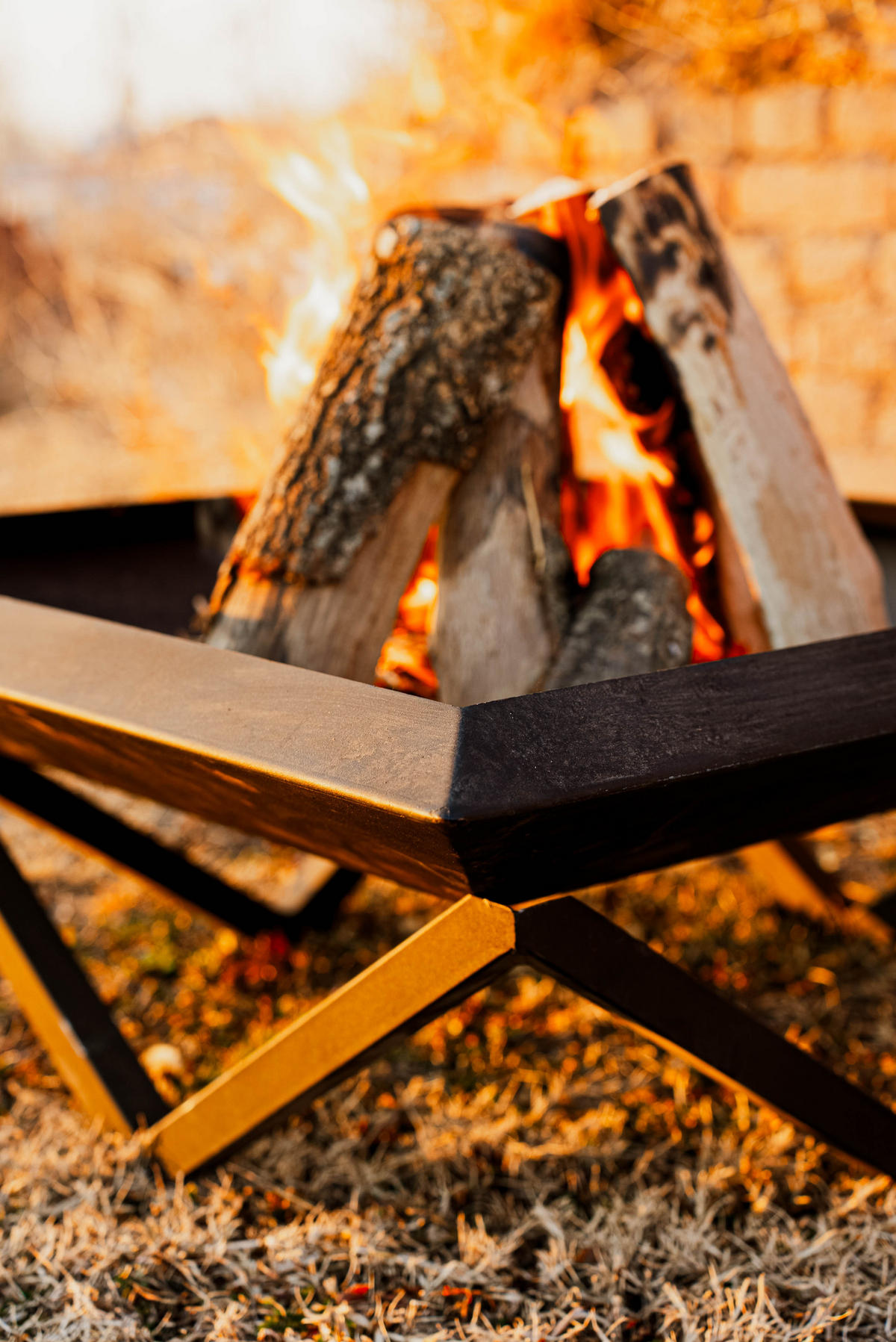 FEUERSCHALE Firesheet Schwarz 77 x 77 x 32 cm 17 kg aus Stahl pulverbeschichtet - Schwarz, Metall (77/32/77cm) - The Favilla