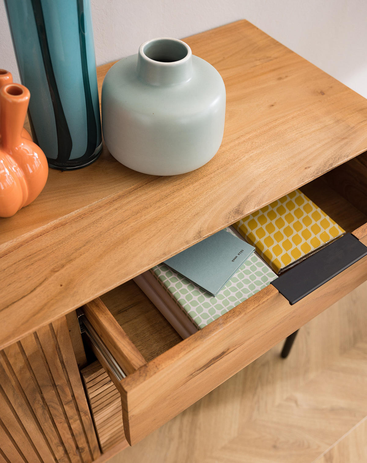 SIDEBOARD - Akazie massiv / Schwarz - Schwarz/Akaziefarben, Holz (155/82/42cm) - home24