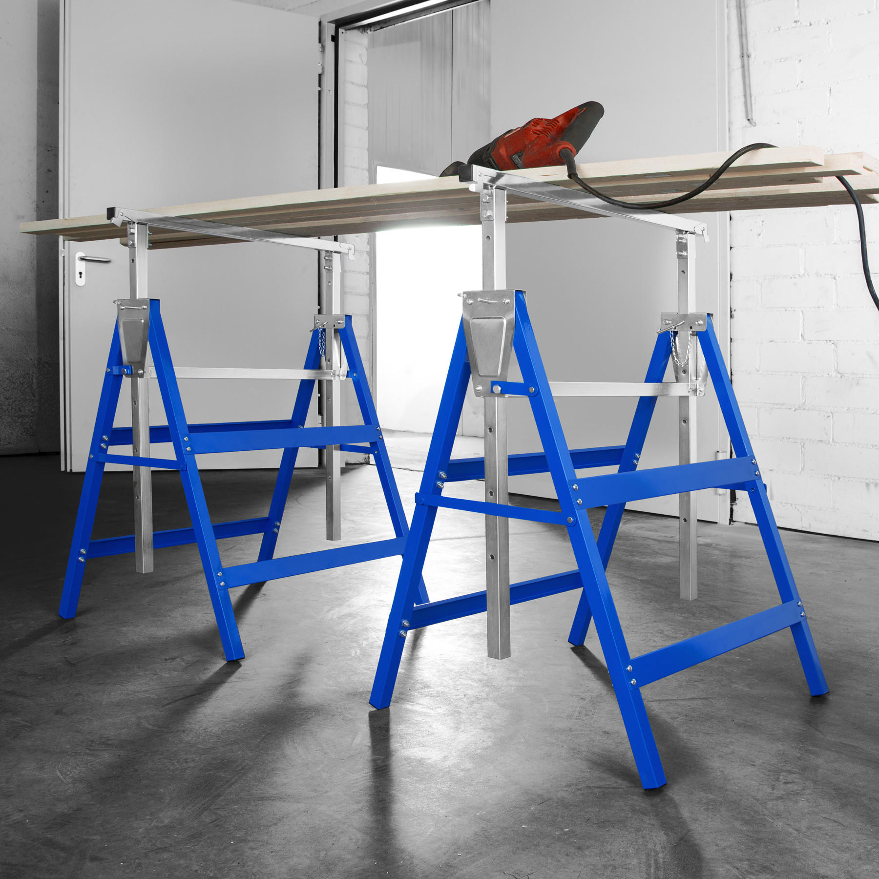 GERÜSTBOCK 2er Set, mit Sicherheitsspinden,blau - Blau, Metall (68.5/56.5/79.5cm) - tectake