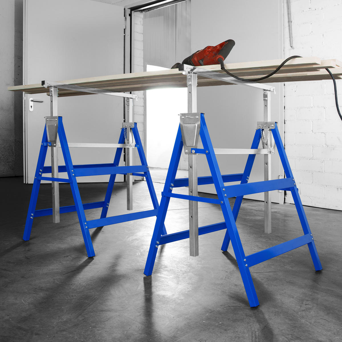 GERÜSTBOCK 2er Set, mit Sicherheitsspinden,blau - Blau, Metall (68.5/56.5/79.5cm) - tectake