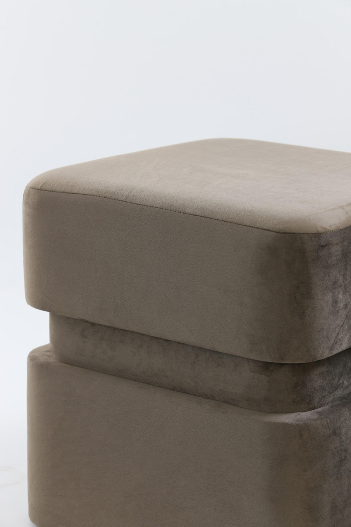 POUF Piazza Grau 40/40/42,5 cm - Grau, Textil (40/42.5/40cm) - Light & Living