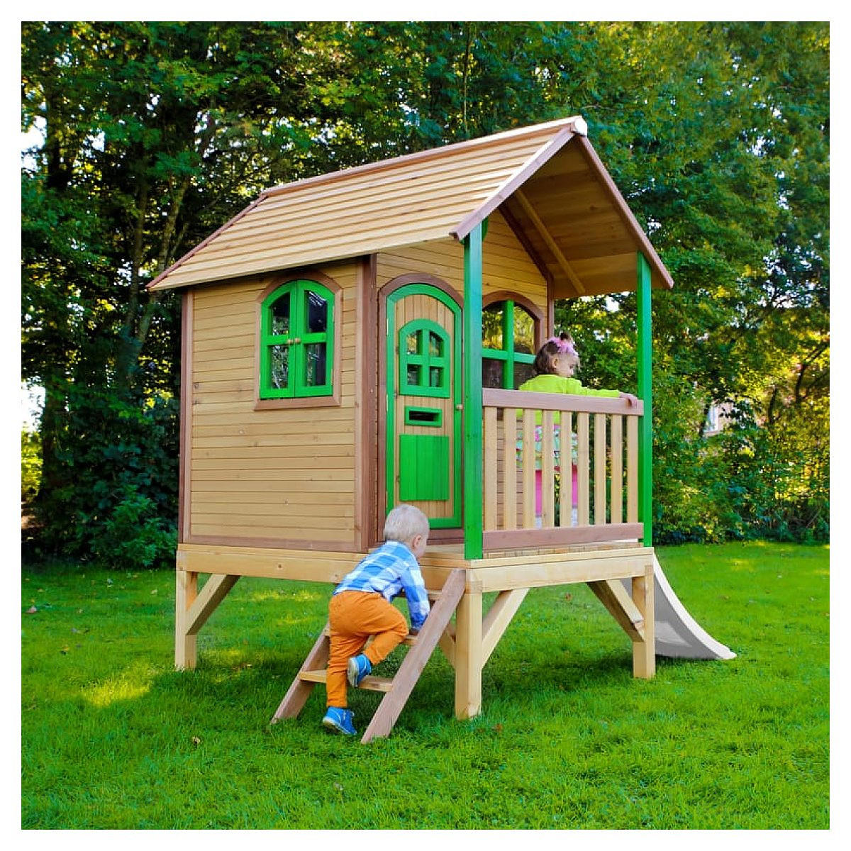 SPIELHAUS Toms braun-grünes mit weißer Rutsche - Grün, Holz (287/231/191cm) - Axi House