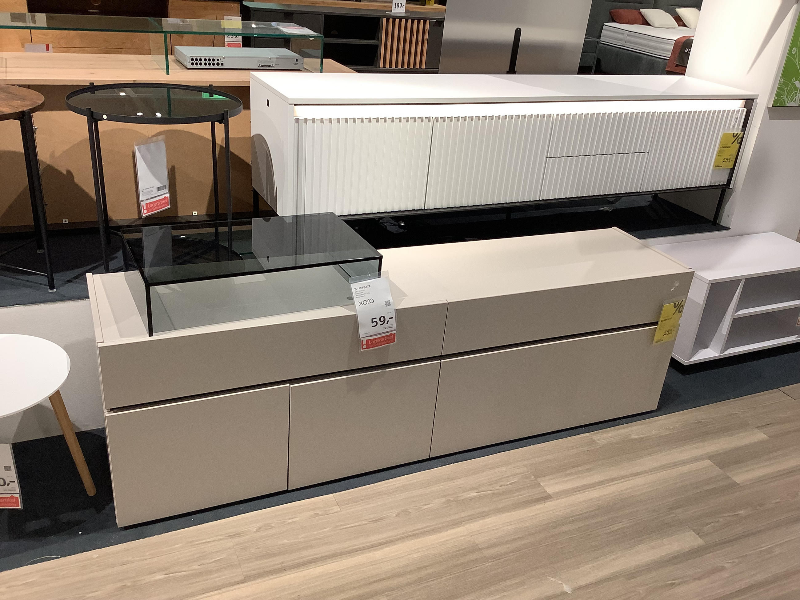 Lowboard Unique - Voleo