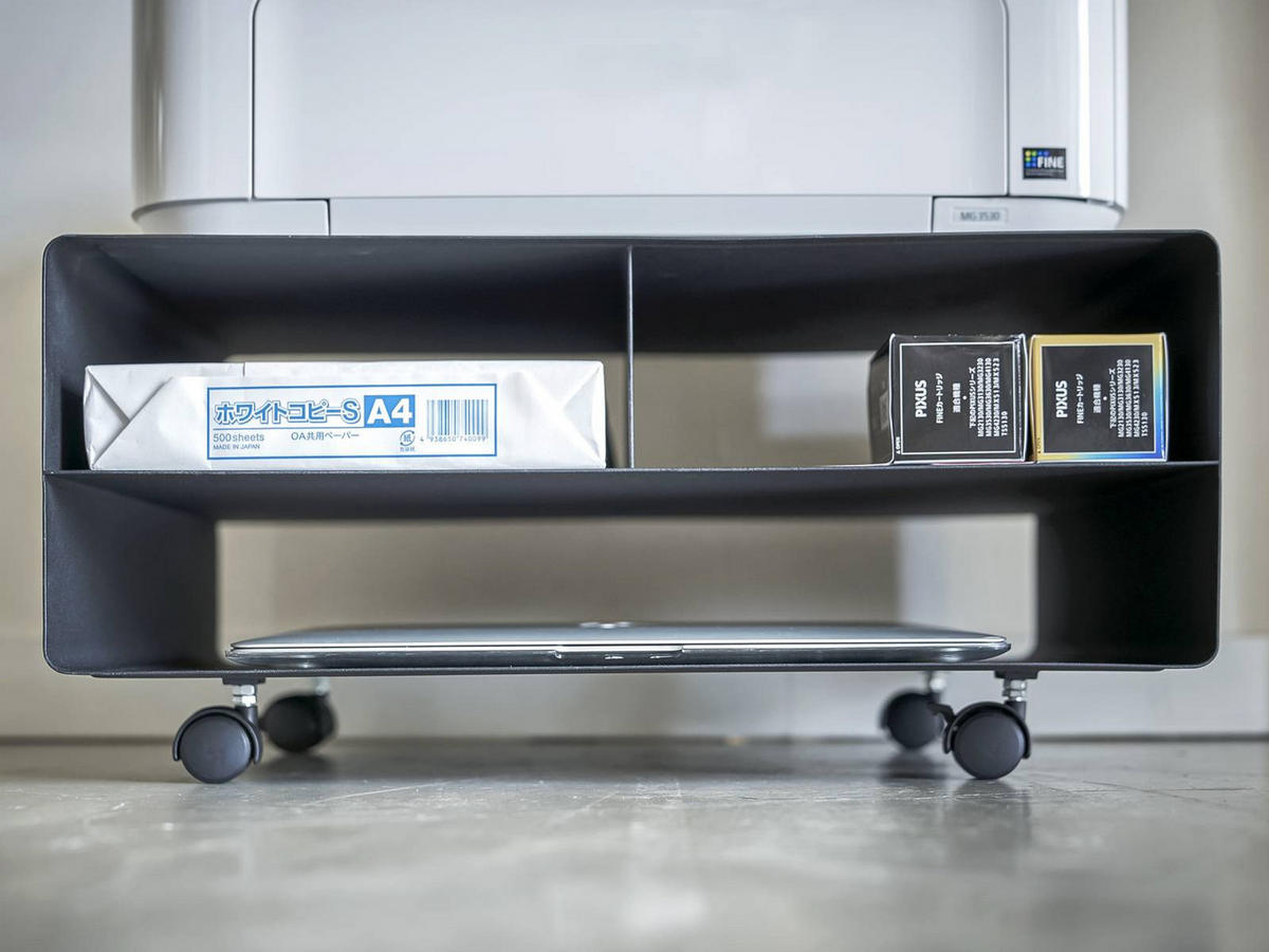 DRUCKERSTATION Tower schwarz 48/19/37cm auf Rollen - Schwarz, Metall (37/19/48cm) - Yamazaki