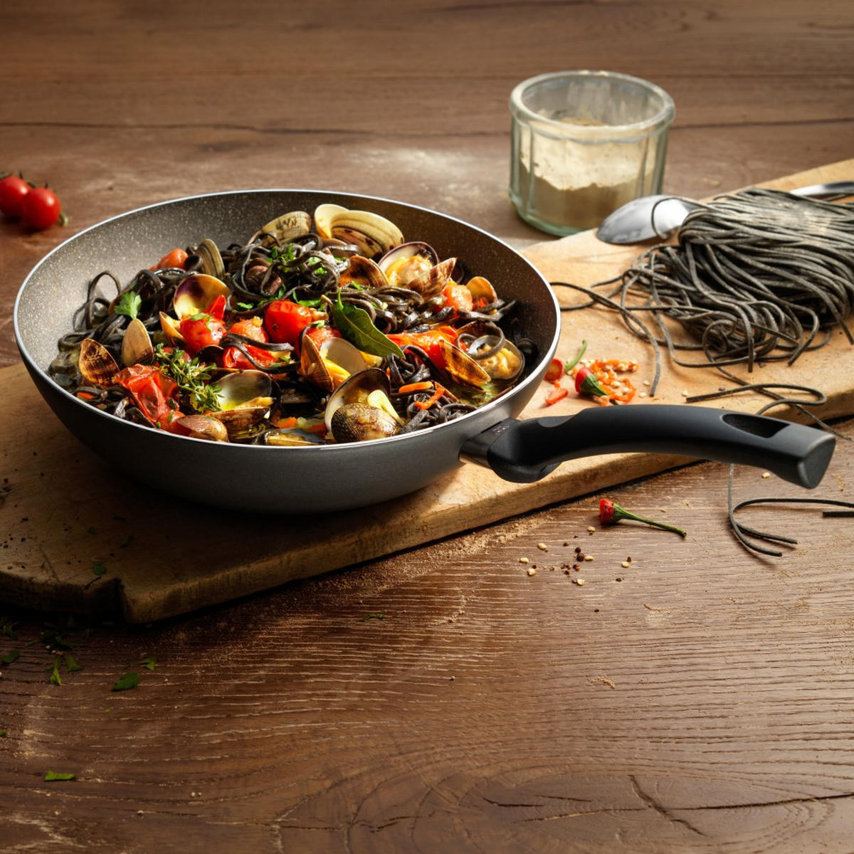 WOK Grau 28/28/10 cm FERG9V028U - Grau, Metall (28cm) - Ballarini