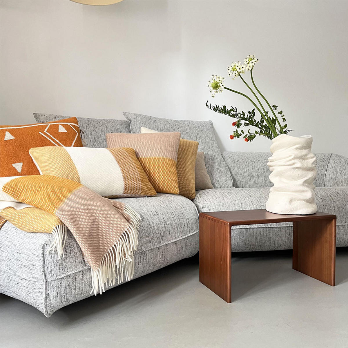 WOLLKISSEN Festlich gelb voll quadratisch 45x45 - Gelb, Textil (45/45/12cm) - Malagoon