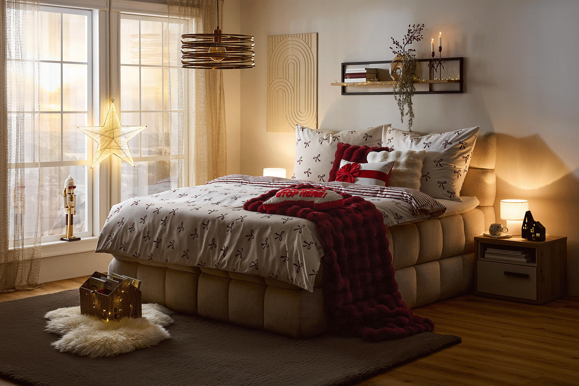 Burgundy Bow Schlafzimmer – Cozy & Stilvoll
