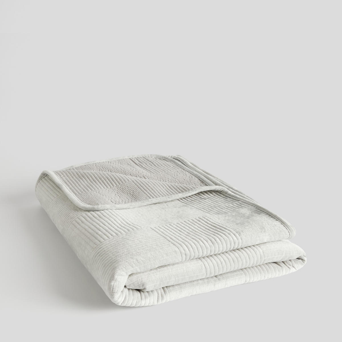 TAGESDECKE Quadron - Grau, Textil (200/220cm) - home&you