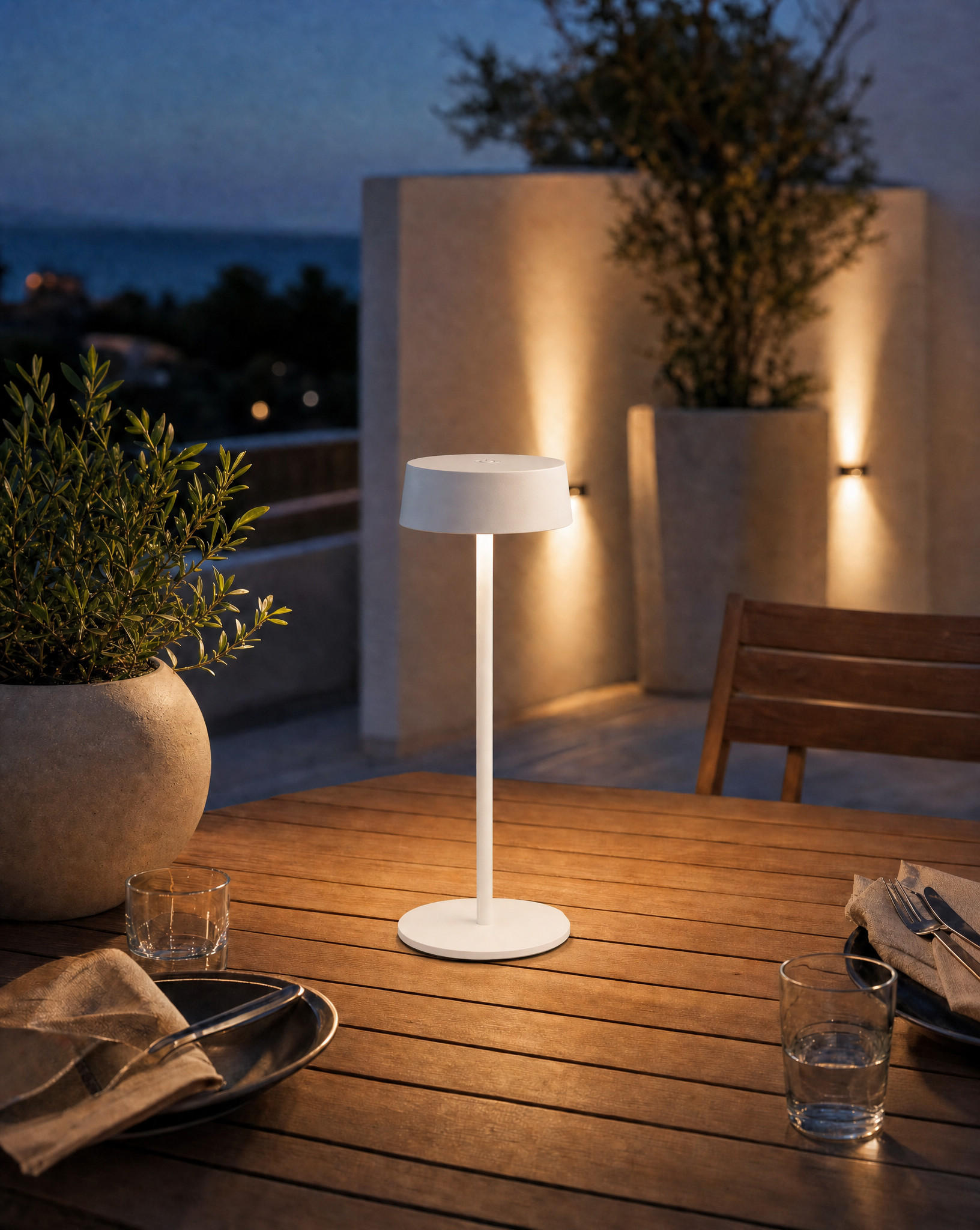 LED-TISCHLEUCHTE - dimmbar, kabellos, IP54, Metallgehäuse, für Innen- und Außenbereich, weiß, höhenverstellbar - Weiß, Metall (13.5/13.5/36cm) - Northpoint