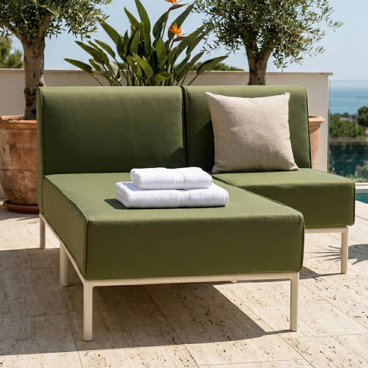 GARTENSOFA mit 2 Sitzplätzen, Khakigrün - Grün, Textil (153/78/144cm) - Oviala
