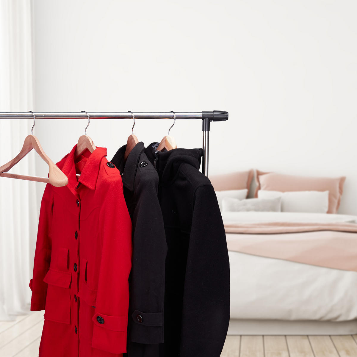 5XVEŠIAK na odevy - hnedá, kov/drevo (45/23/6cm) - Relaxdays