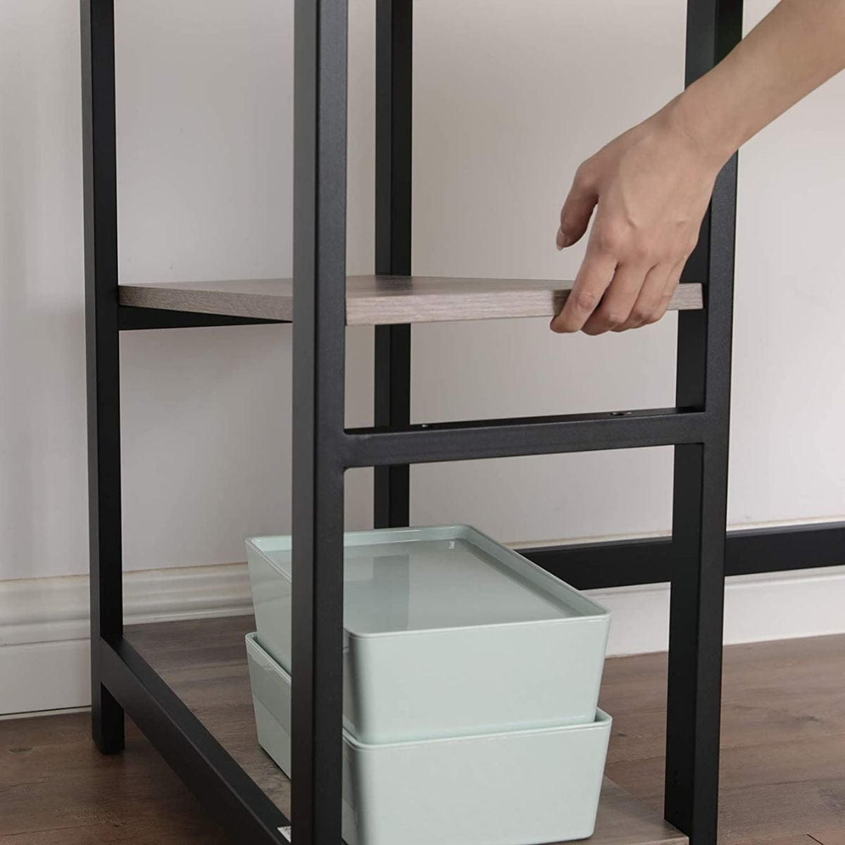 ECKSCHREIBTISCH mit 2-stufigem Regal im Industrial-Stil - Beige, Holzwerkstoff (138/138/76cm) - Calicosy