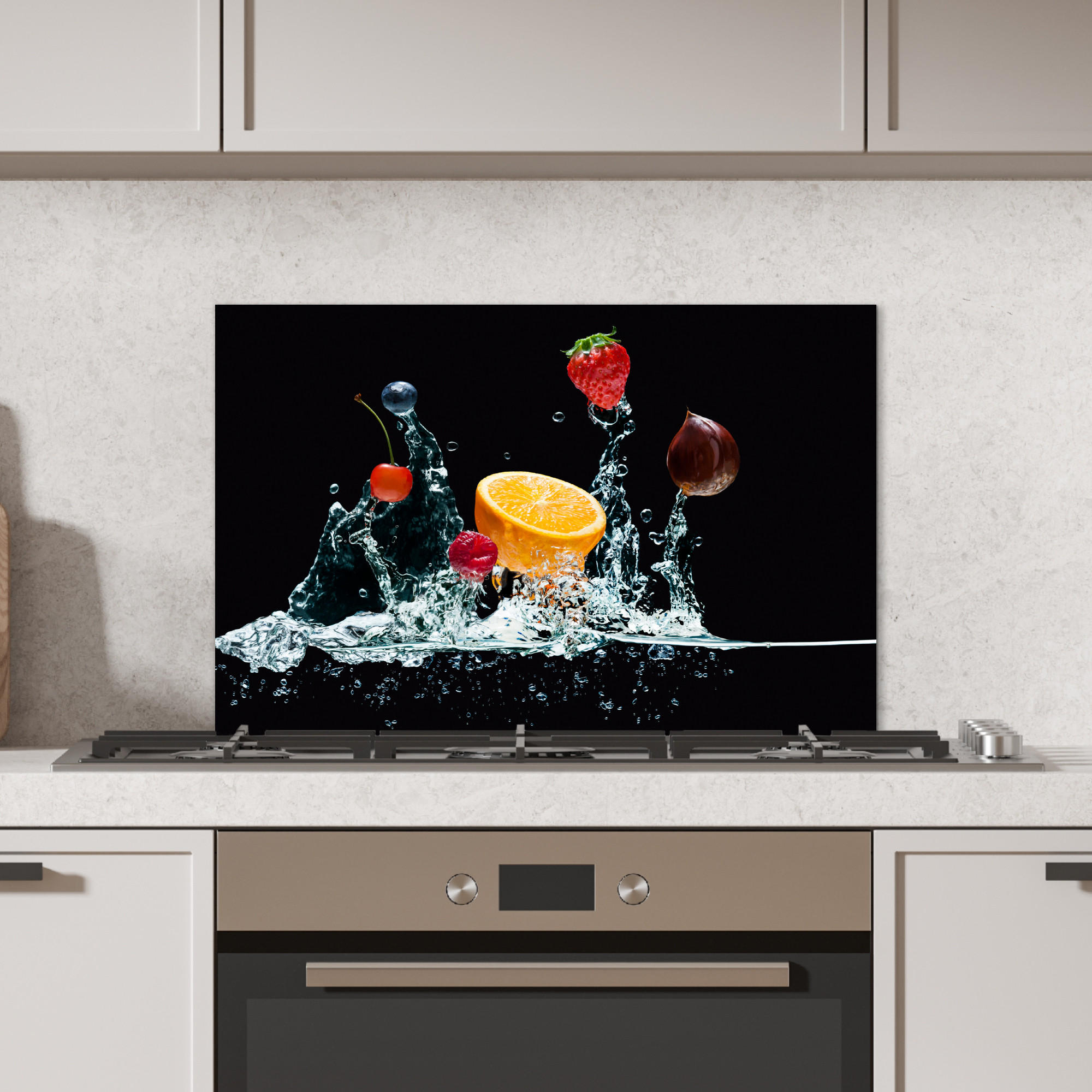SPRITZSCHUTZ KÜCHE Wasser - Obst - Orange - Erdbeere - Kirsche - Schwarz 70x50 cm - Orange, Metall (70/0.3/50cm) - MuchoWow