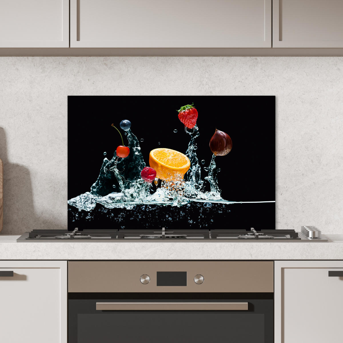 SPRITZSCHUTZ KÜCHE Wasser - Obst - Orange - Erdbeere - Kirsche - Schwarz 70x50 cm - Orange, Metall (70/0.3/50cm) - MuchoWow