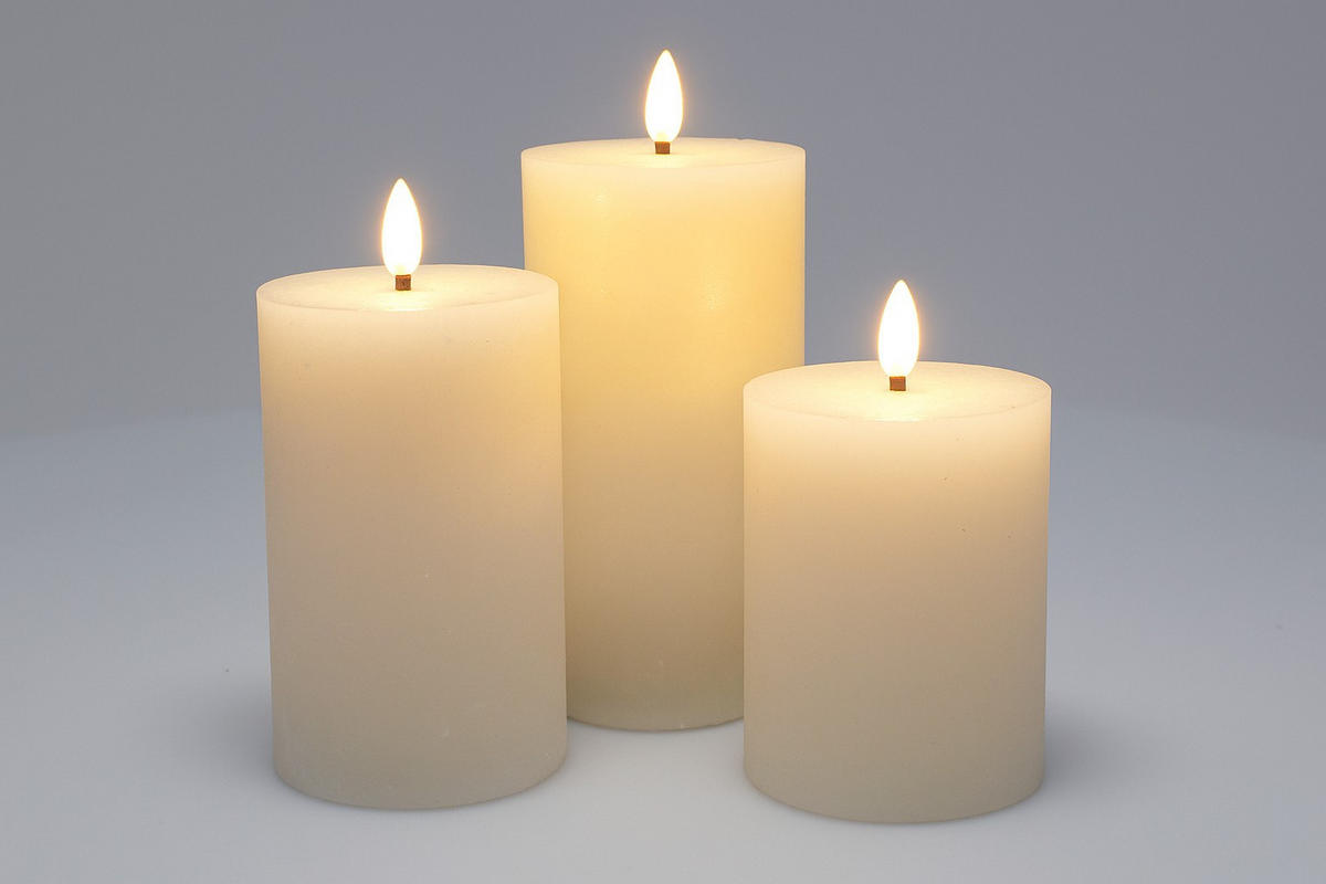 LED-KERZEN Ø 7,5 cm 3er-Set - Beige, Kunststoff (7.5/7.5/15cm) - Home Styling Collection