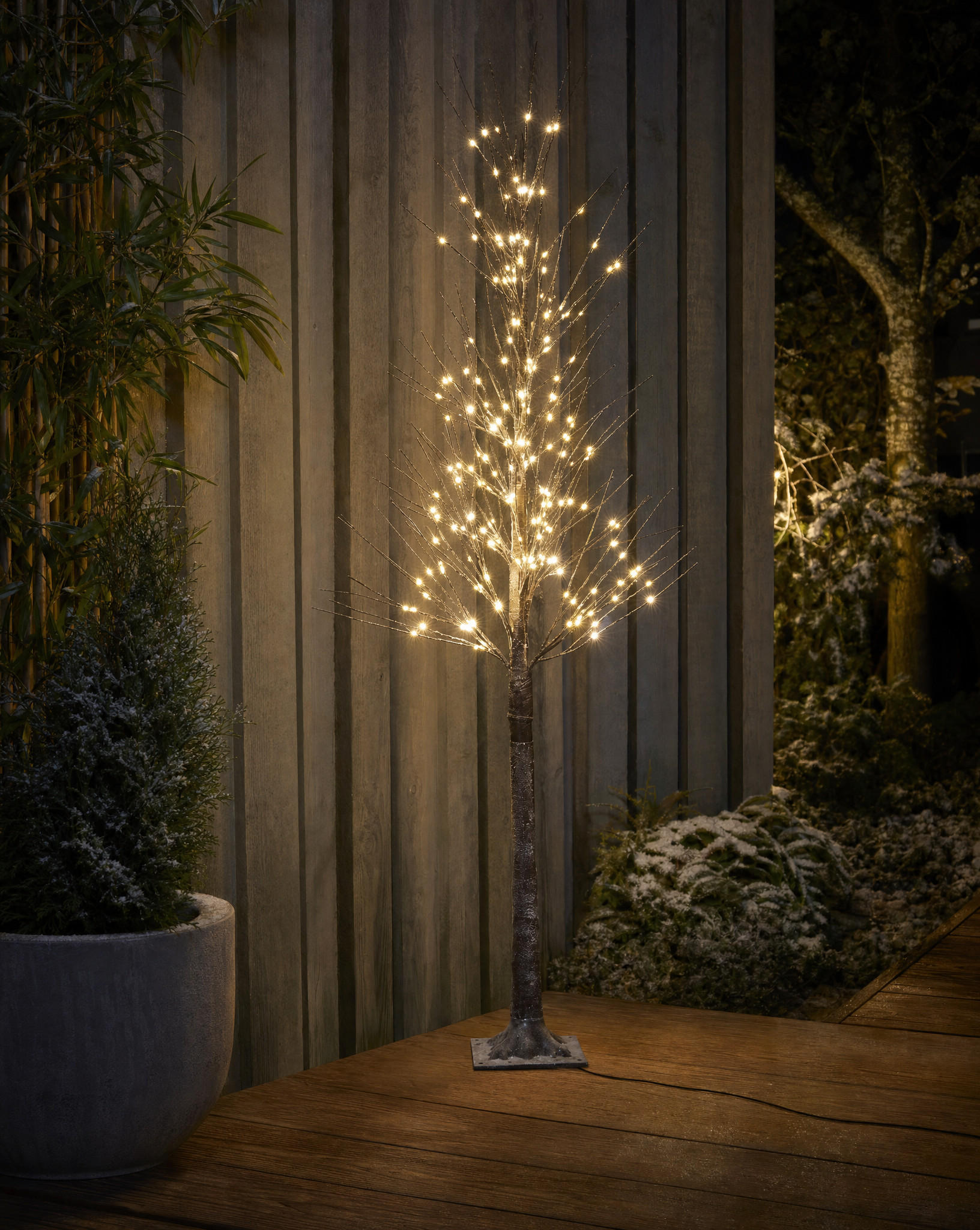 Northpoint Led-Baum Weiß 17x150x17 cm