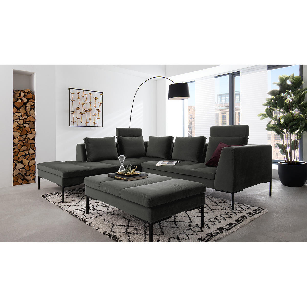 ECKSOFA mit Ottomane - Schwarz/Grün, Textil/Metall (255/230cm) - home24