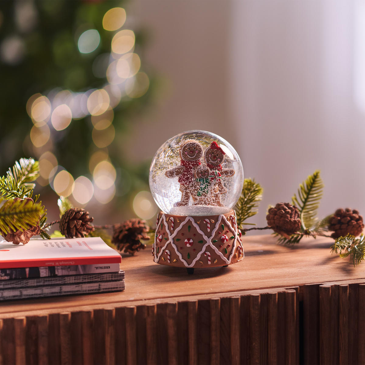 SCHNEEBALL Mit Spieluhr Weihnachten Charmfamily - Braun, Glas (10.5/14.5/10.5cm) - home&you