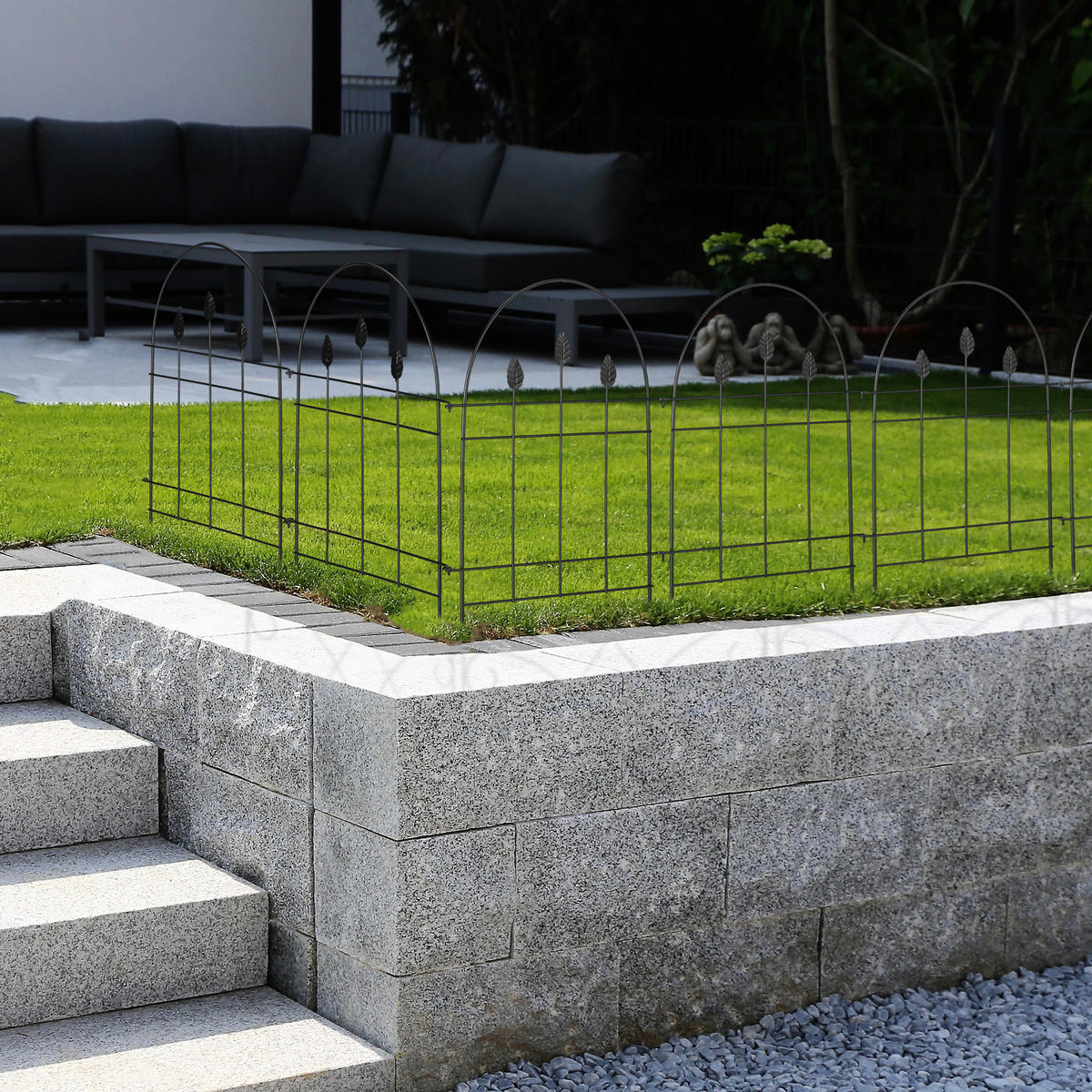 6XBEETZAUN - Schwarz, Metall (42/74/1.5cm) - Relaxdays