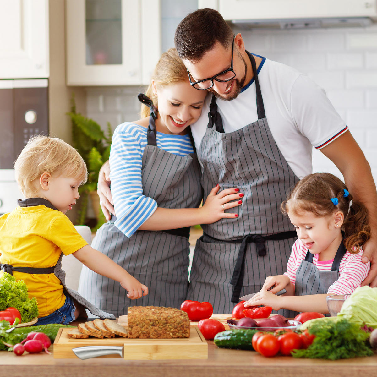 BROTSCHNEIDEBRETT - Hellbraun, Holz/Metall (40/24cm) - Relaxdays