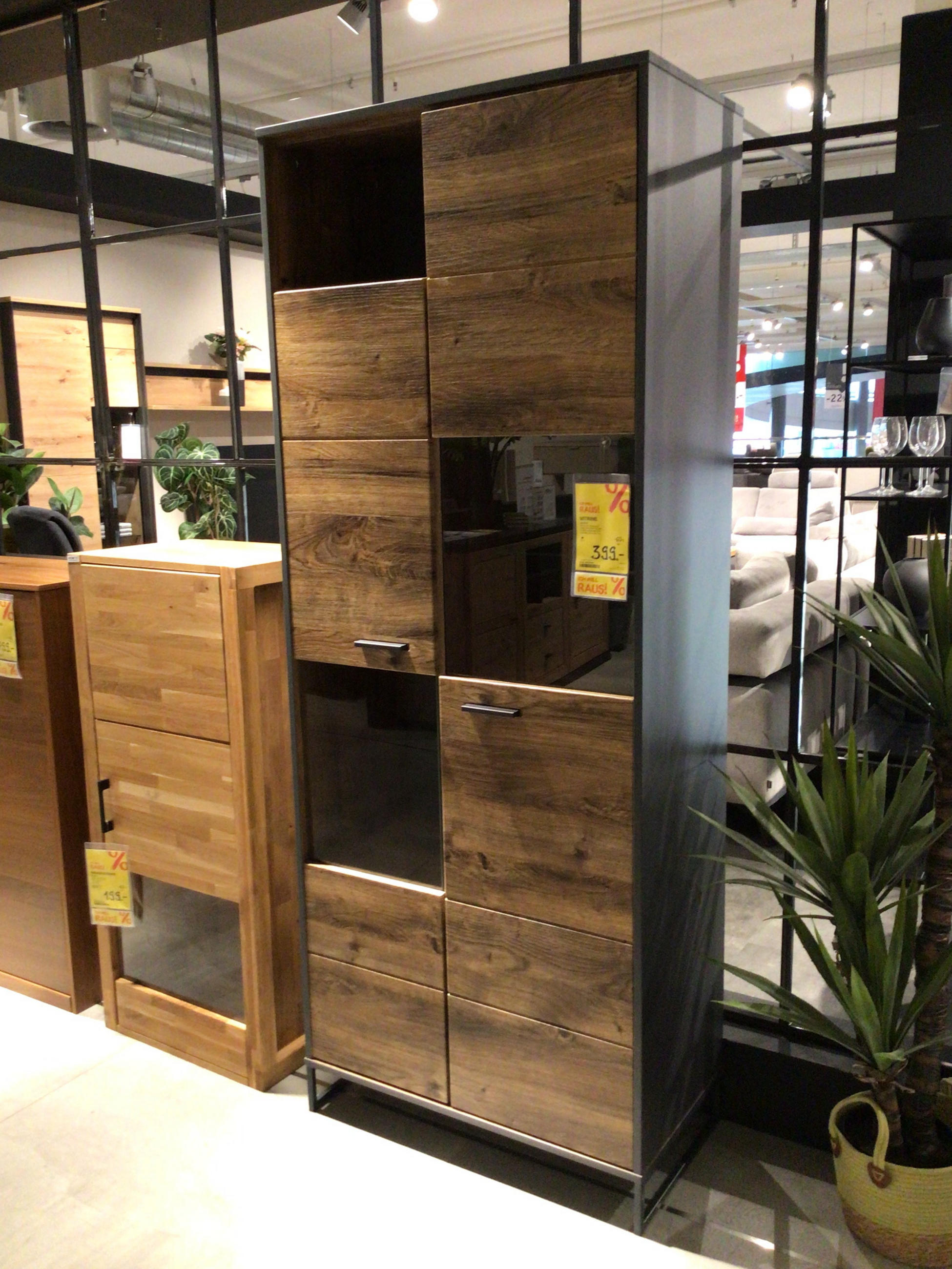 VITRINE