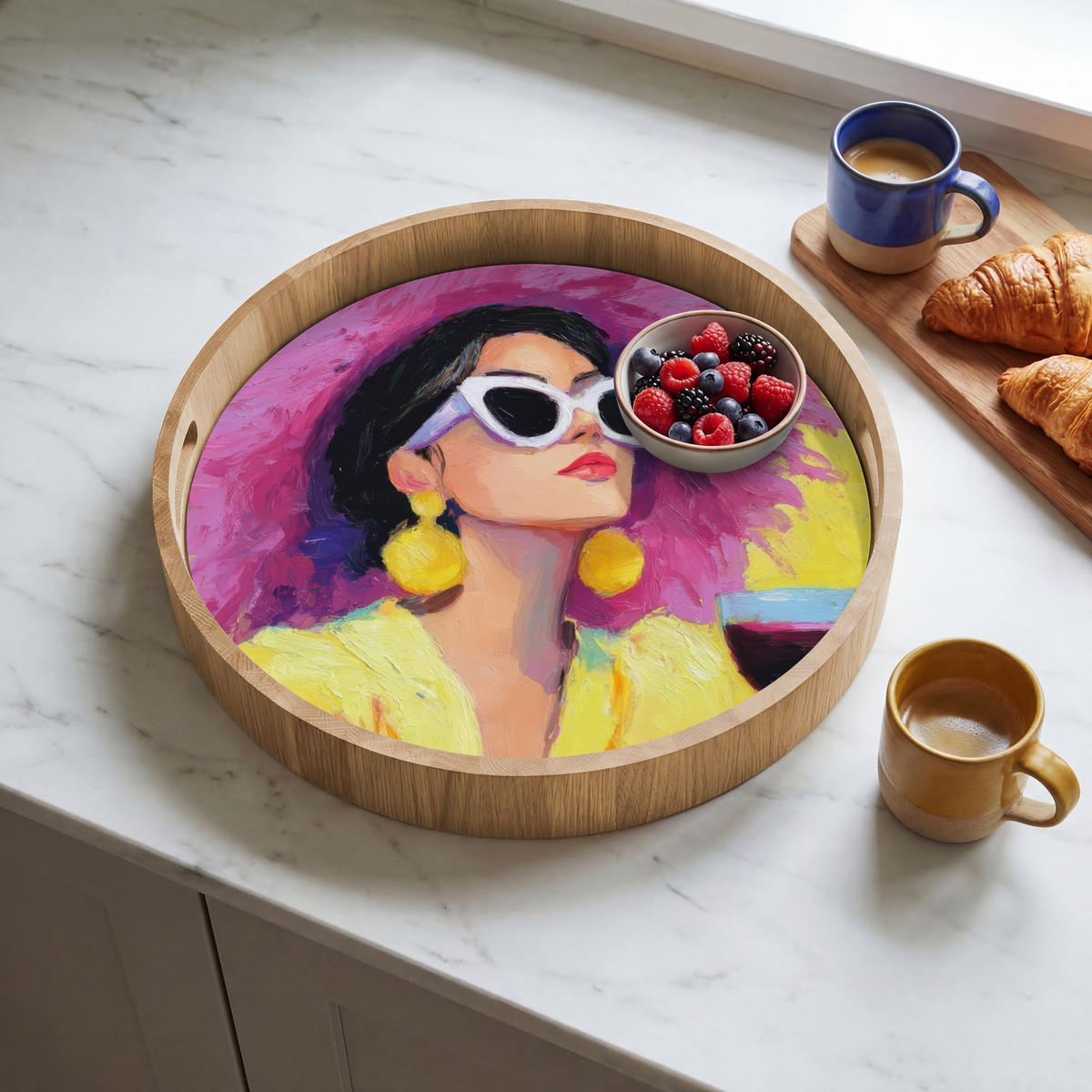 SERVÍROVACÍ PODNOS Žena - Klobouk - Fialová - Víno 40x40 cm - žlutá, dřevo (40/5/5cm) - OnlyWow