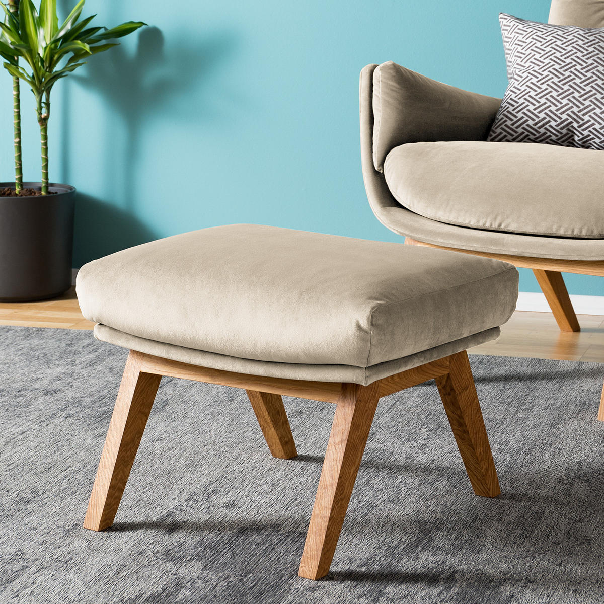 POLSTERHOCKER mit Holzfüßen - Eichefarben/Beige, Eichenholz/Textil (51/37/41cm) - home24