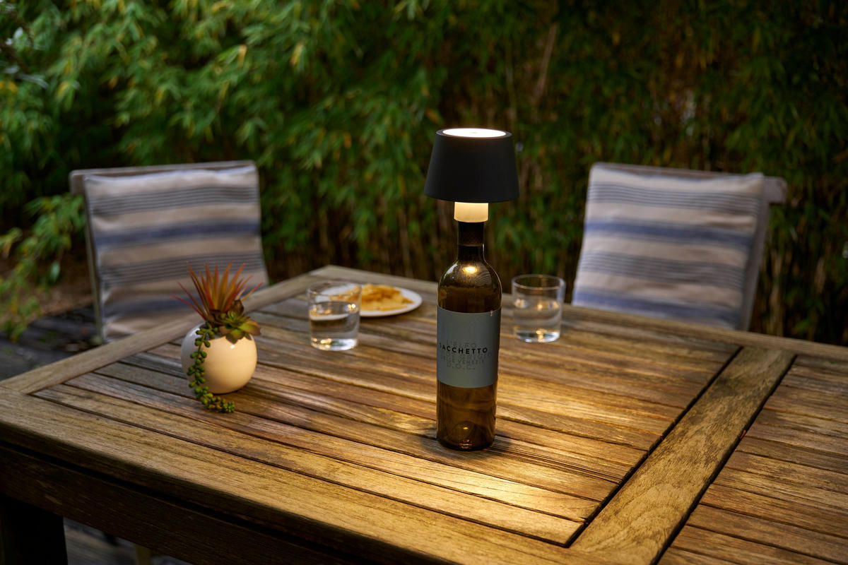 LED-AKKU-TISCHLAMPE - dimmbar mit Touchsensor und Flaschenaufsatz für Innen und Außen, olivegrün - Grün, Metall (11/11/12.5cm) - Northpoint