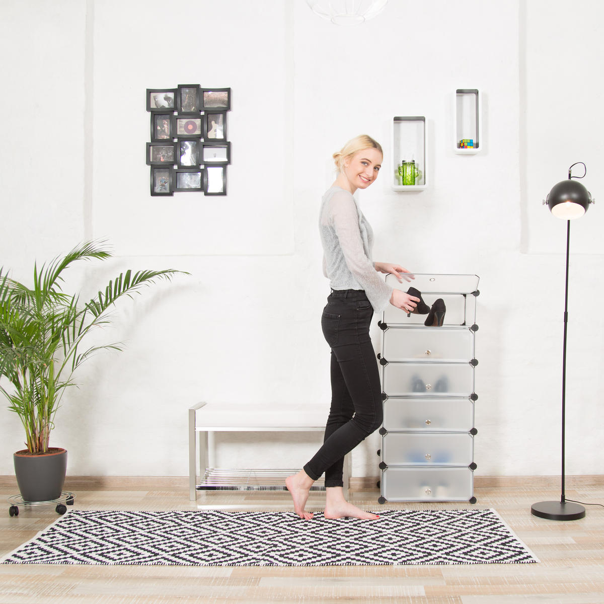 SCHUHSCHRANK - Schwarz, Kunststoff/Metall (49/107/37cm) - Relaxdays