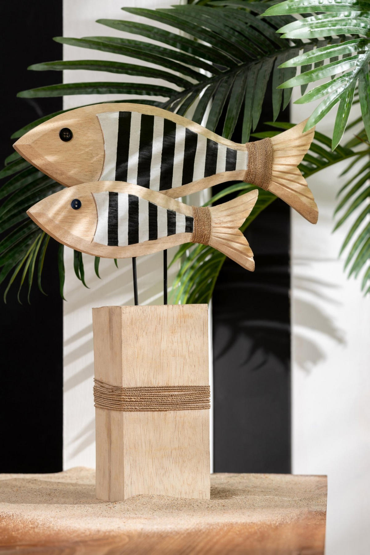 DEKOOBJEKT FISCH GESTREIFT - Schwarz, Holz (10/45/38cm) - J-Line