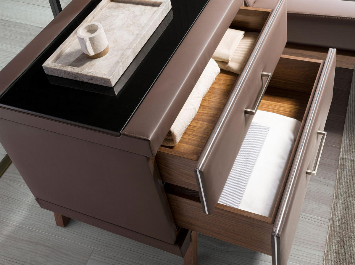 NACHTSCHRANK Nachttisch aus Kunstleder, Nussbaum mit schwarzer Glasplatte 60/46/56 cm - Walnussfarben/Schwarz, Holz (60/56/46cm) - ANGEL CERDA