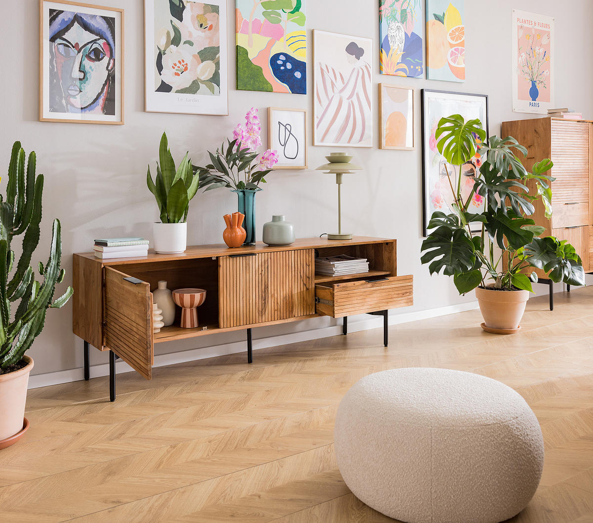 TV-LOWBOARD - Akazie massiv / Schwarz - Schwarz/Akaziefarben, Holz (180/63/42cm) - home24