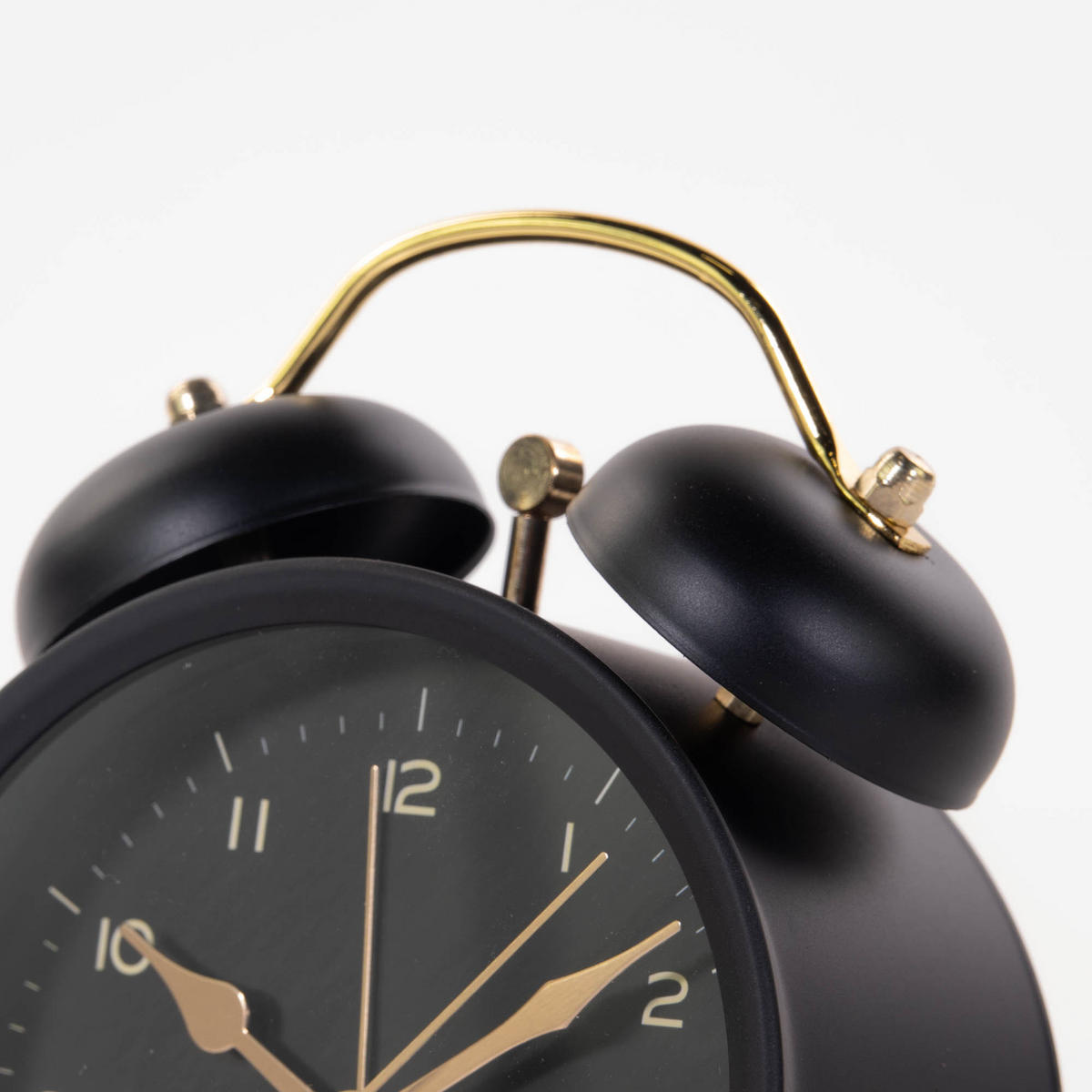 WECKER mit goldenen Uhrzeigern 10/5,5/13,5 cm - Schwarz, Metall (5.5/13.5/10cm) - Atmosphera Createur d´interieur