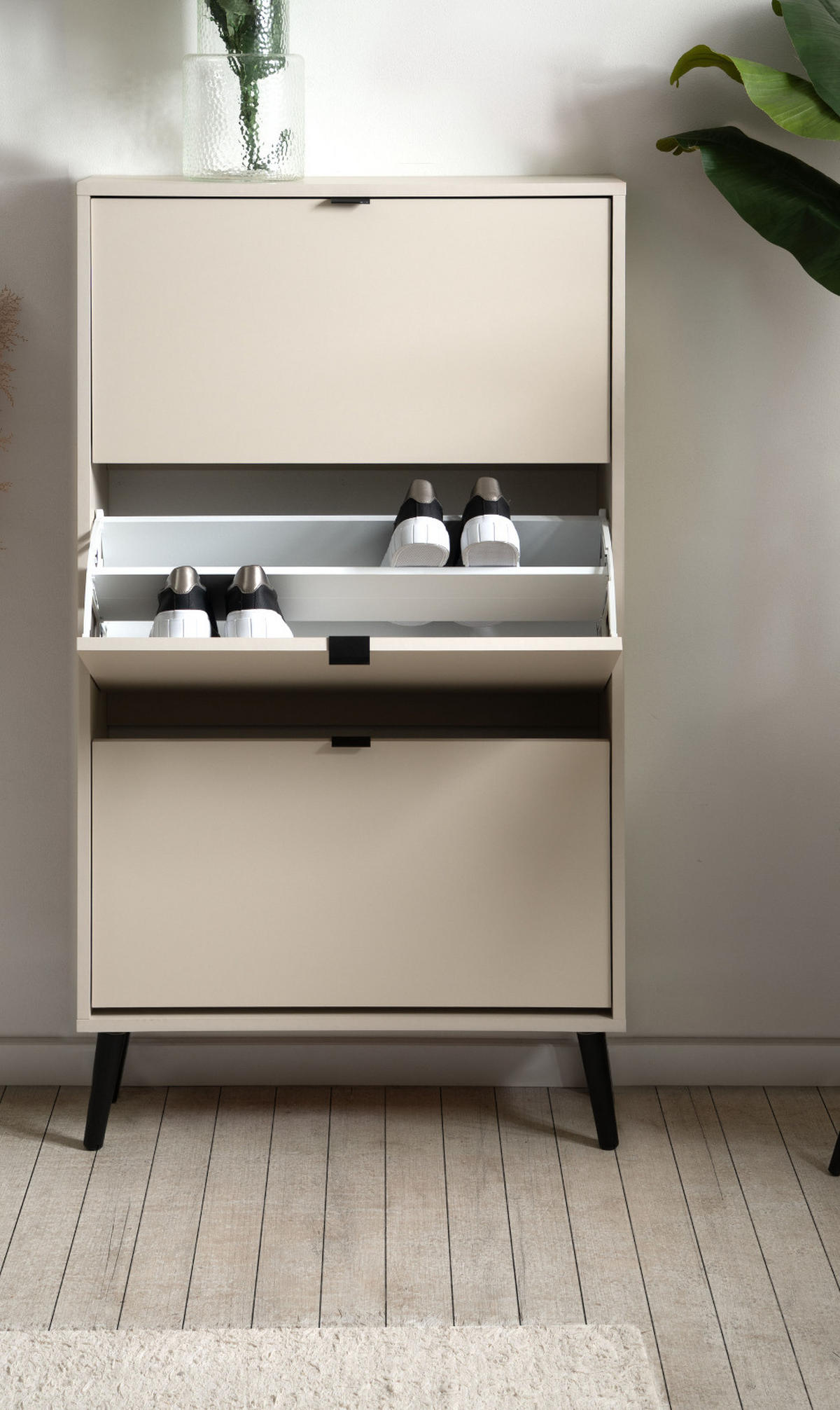 SCHUHSCHRANK samt 70 x 125 cm, Schuhkipper mit großen 3 Klappen - Beige/Schwarz, Holz/Holzwerkstoff (70/125/24cm) - Furn.Design